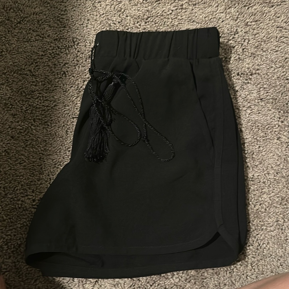 Ny and Company black dressy shorts